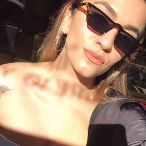 Meet your Posher, Gökçe ece